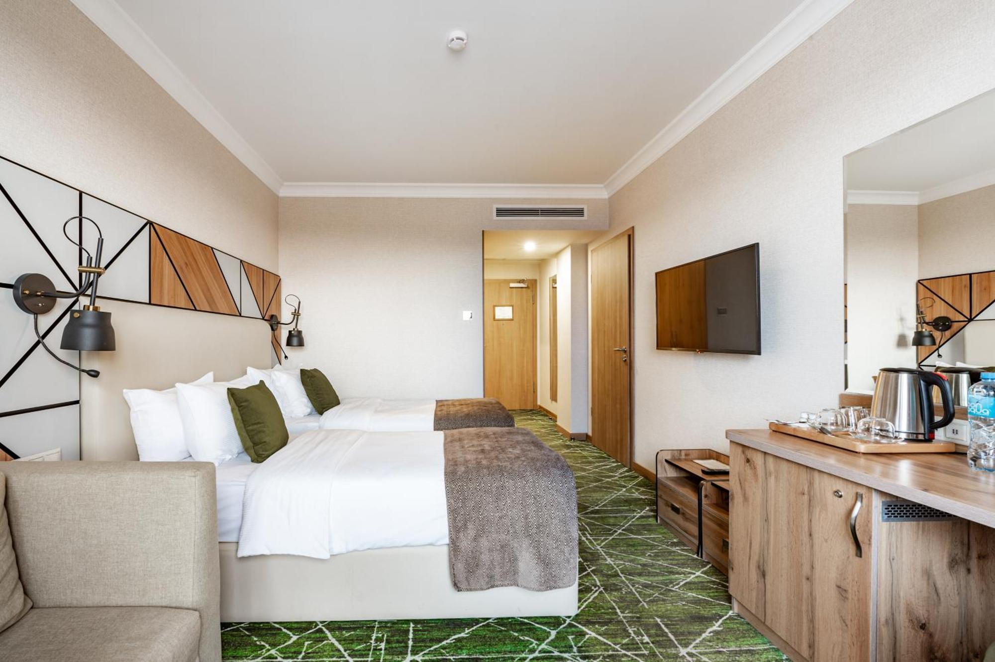 Hotel Wyndham Garden Burabay Habitación foto