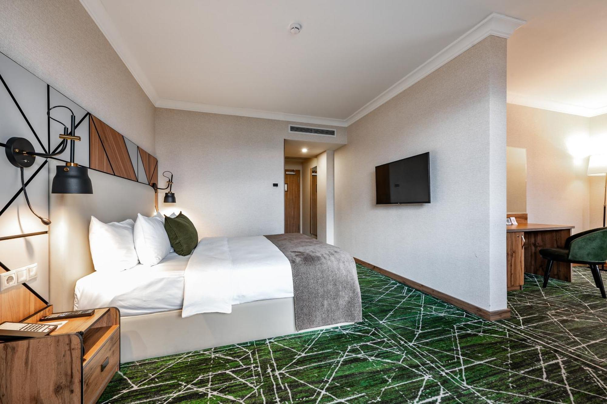 Hotel Wyndham Garden Burabay Exterior foto