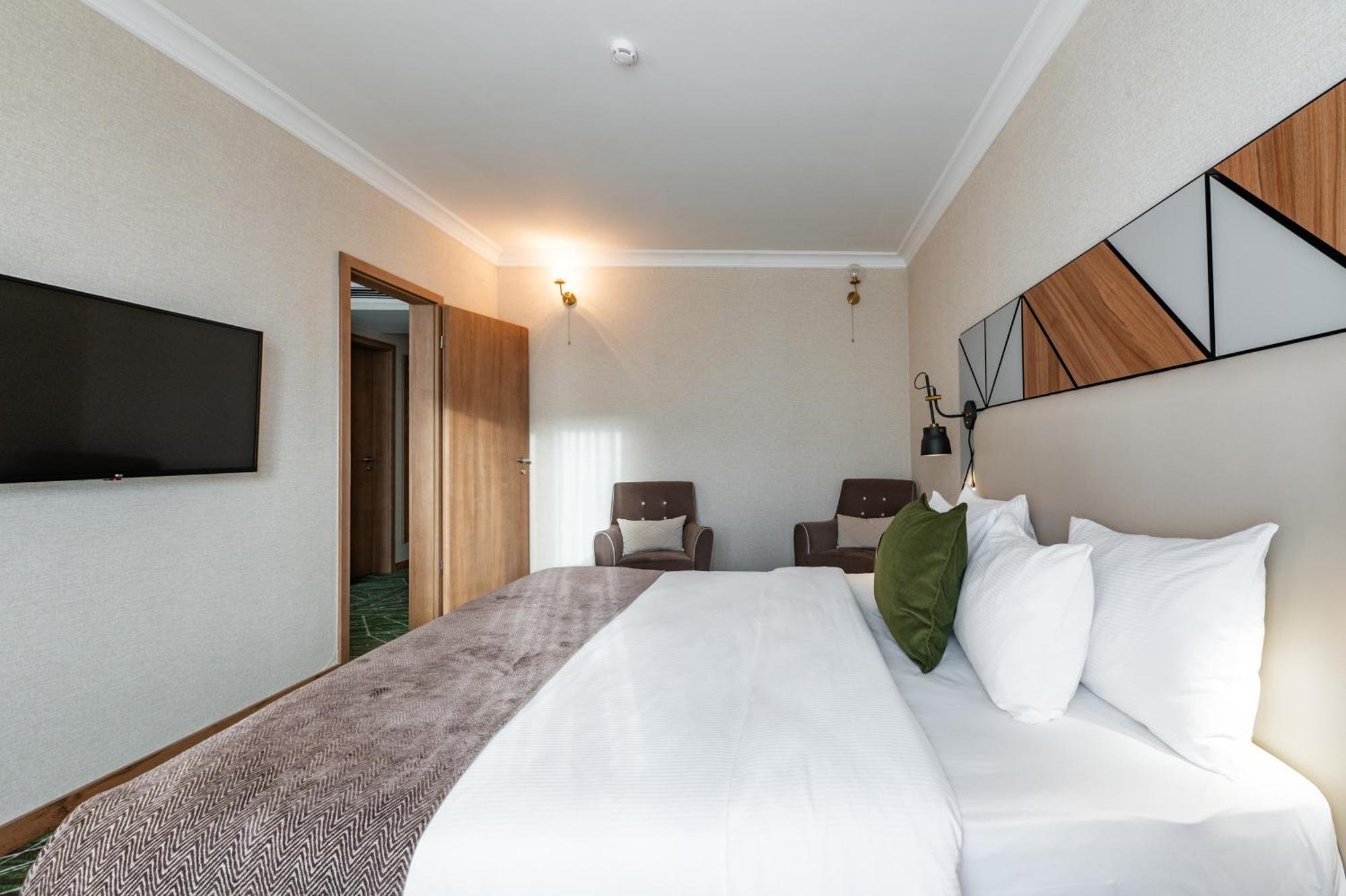Hotel Wyndham Garden Burabay Exterior foto